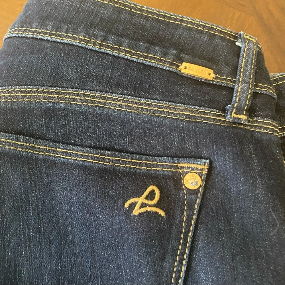 DL1961 Midrise skinny ankle jeans EUC